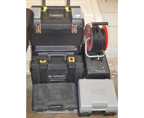 VARIOUS TOOLS, POWER TOOLS, EXTENSION REEL, TOOL TROLLEY ETC     
