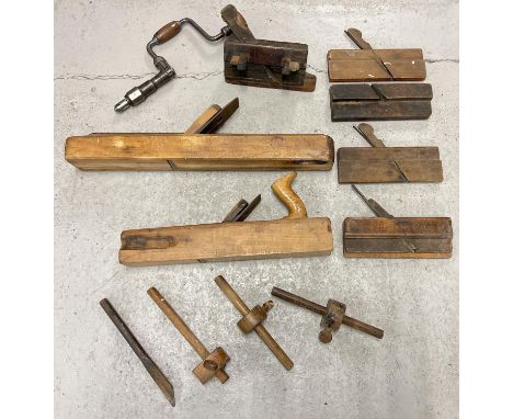A collection of vintage wooden block, molding planes and woodworking tools. To include large block plane with Robert Sorby bl