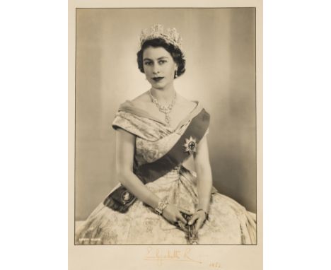 Elizabeth II (Queen of the United Kingdom of Great Britain and Ireland).- Wilding (Dorothy) Portrait photograph print, signed