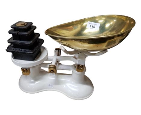 VINTAGE VICTOR SCALES &amp; WEIGHTS 
