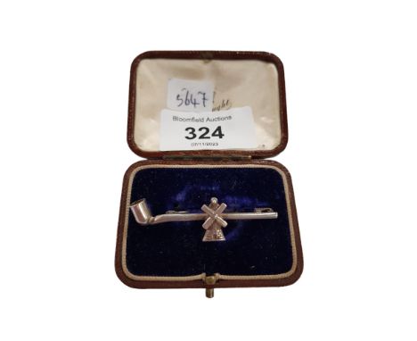 VINTAGE SILVER BROOCH 