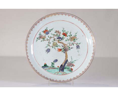  18th century porcelain plate decorated with a tree - Sizes: D 300mm - Weight (K): 0,78kg - Condition: at first sight - resto