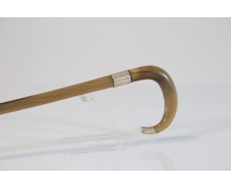  Rare cane entirely in horn XIX - Sizes: H 860 mm - Weight (K): 0,23kg - Condition: After verification - wear - no restoratio