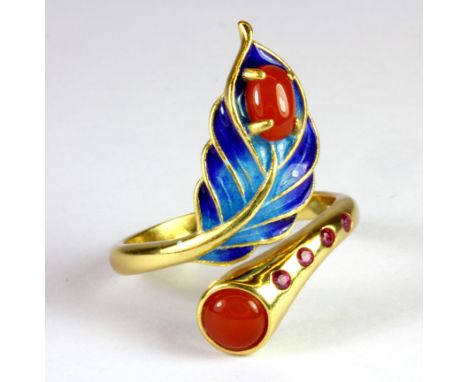 An adjustable 925 silver gilt enamel ring set with rubies and cornelian (O).