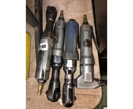 SELECTION OF AIR IMPACT TOOLS AND GUNS