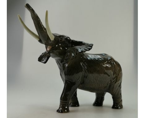 Beswick Large Elephant 998 Trunk. Stretching.