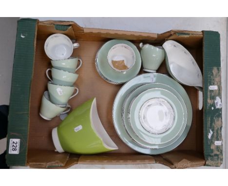 A collection of Simpson (Potters) Chinastyle Sedgemoor dinner and teaware together with Carltonware stylized planter. 