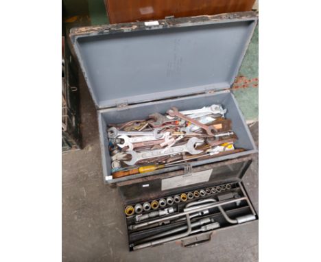 Large tool chest of tools together with britool socket set. 