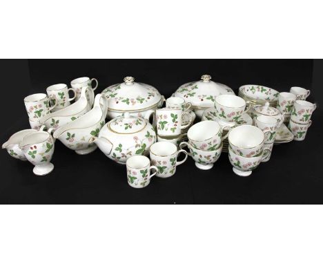 A quantity of Wedgwood 'Wild Strawberry' pattern tea and dinner wares, to include tureens, bowls, coffee cups, teacups, sauce