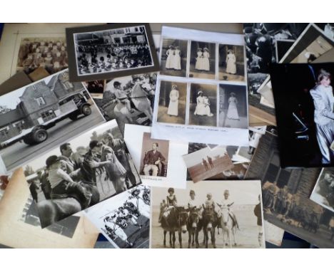 Photographs, 250+ mostly 20thC images including many press photographs, subjects include Royalty, social history, military, t