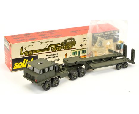 Solido Berliet&nbsp; T12 Ref 211 305 1/67 Transport Exceptionnel Porte-Char - Low Loader (Tank Transporter) - Excellent (roof
