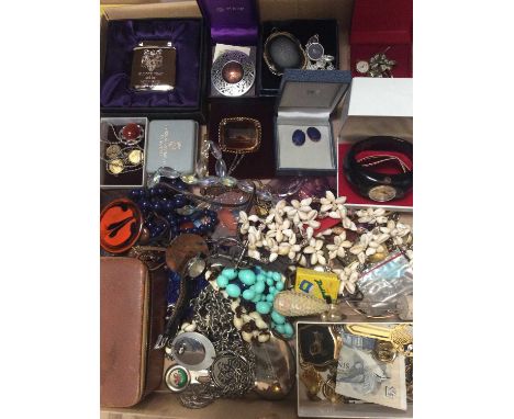 Quantity costume jewellery including bead necklaces, vintage clip on earrings, brooches, watches and bijouterie