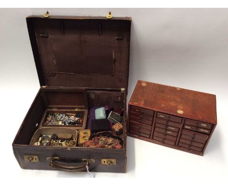 Quantity costume jewellery, jewellery parts, beads, wooden collectors cabinet and bijouterie, within a vintage brown leather 