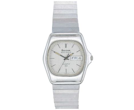 BULOVA - An Accutron stainless steel quartz gentleman's bracelet wristwatch. Ref. SQ 7123-8290, the signed silvered squared d