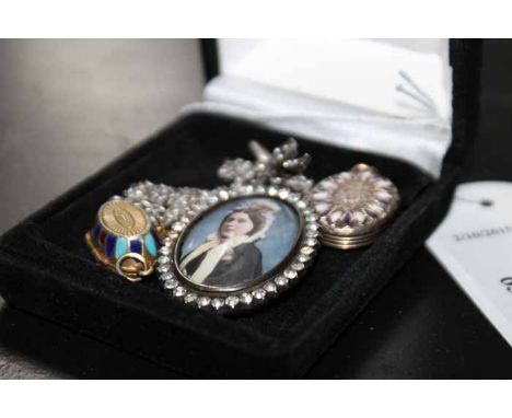 COLLECTION OF SILVER JEWELLERY
including an enamelled pendant on a chain, a Victorian silver and enamel locket and a silver g