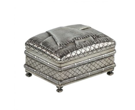 Russian silver trompe l`oeil box of rectangular shape stylizes bast weaving and is set on 4 legs. The hinged lid with rounded