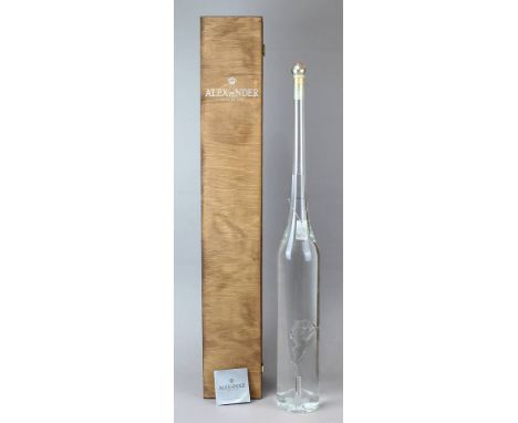 Eine Magnumflasche Grappa Prosecco, 3 L., Alexander Aqua Di Vita, Distilleria Bottega srl, Castello Roganzuolo, Italia, Klarg