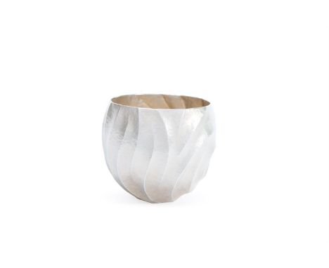 HIROSHI SUZUKI (JAPANESE, B.1961) SILVER BEAKER, 2007 Ovoid form, gently planished surface, with raised vertical waves and sw
