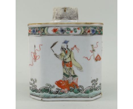 CHINESE FAMILLE VERTE PORCELAIN 'IMMORTALS' TEA CADDY, Kangxi, depicting Daoist immortals raised above waves on sea creatures