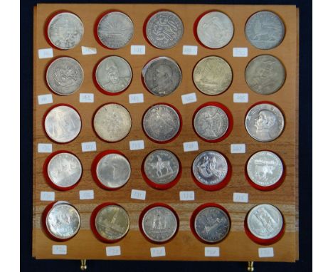 ASSORTED COLLECTABLE WORLD COINS comprising 1933 Republic of Cuba 1 peso, 1853-1953 Republic of Cuba 1 peso, 1878-1928 Cyprus