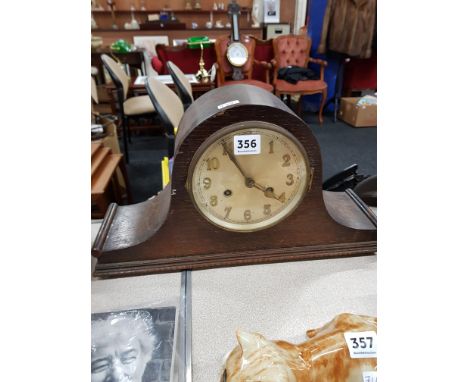 MANTLE CLOCK