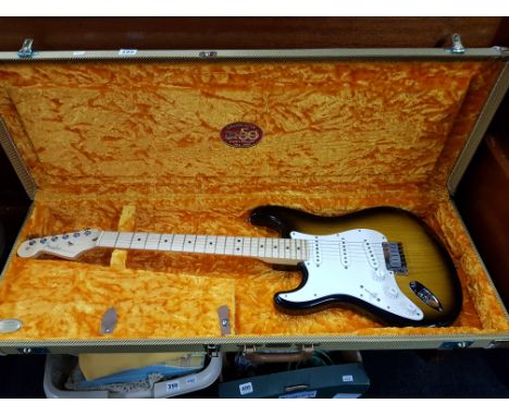 ORIGINAL FENDER STRATOCASTER ELECTRIC GUITAR &amp; CASE SERIAL NO: 24039475