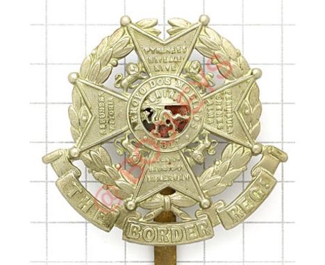 Border Regiment OR’s second pattern post 1884 pagri badge. Die-stamped white metal example with red felt centre. (KK 326) VGC