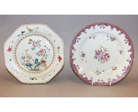 AN 18TH CENTURY CHINESE QIANLONG PERIOD OCTAGONAL FAMILLE ROSE PORCELAIN PLATE, painted with a stork in a garden setting, 8.7
