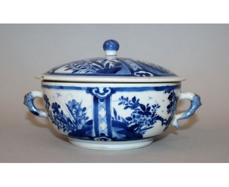 A GOOD CHINESE KANGXI PERIOD PORCELAIN ECUELLE & COVER, circa 1700, the sides of the bowl painted in a vivid tone of undergla
