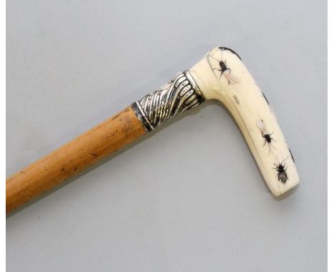 AN EARLY 20TH CENTURY JAPANESE SHIBAYAMA MOUNTED WOOD WALKING STICK, with an embossed silver metal mount, the signed ivory ha