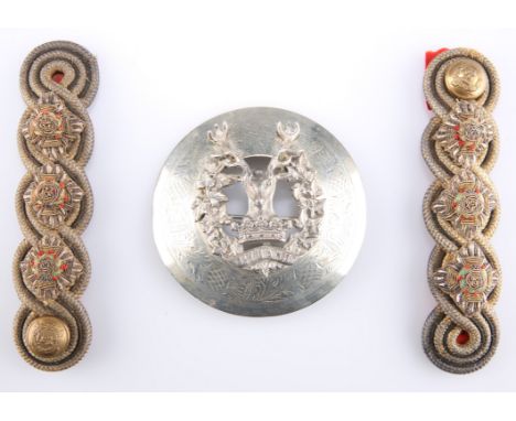 AN OFFICERS' PATTERN EPNS PLAID BROOCH, of the Gordon Highlanders being of a variant style, the glengarry badge device within