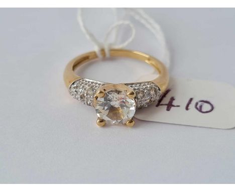 A multi stone 9ct dress ring size N ½ 3g inc