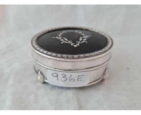 Oval tortoiseshell top ring box. London 1924, 2.5” wide