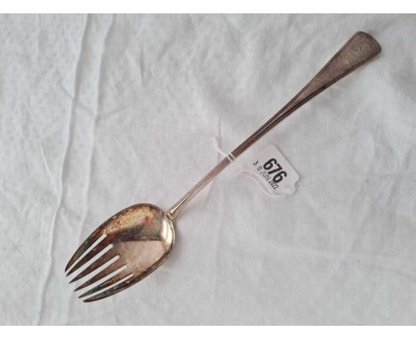 A George III potato fork OE thread pattern single struck with crest – London 1804 by WE – 100 g.