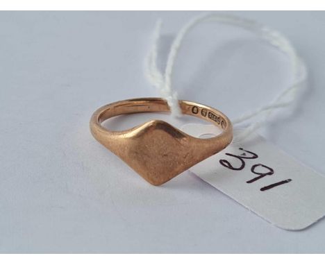 A signet ring, 9ct, M, 2.2g