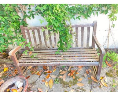 Teak gardebn bench