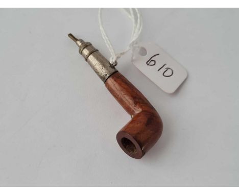 A novelty pencil in the form of a pipe