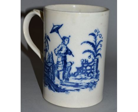 A CAUGHLEY BLUE AND WHITE MUG “LE PECHE/LA PROMENADE CHINOISE” CIRCA. 1775 5.5ins high.