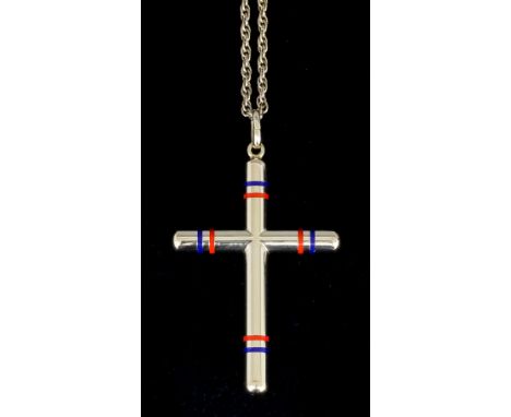 An Elizabeth II Gucci 9ct gold and enamel cross pattern pendant, the terminals each with a border of red and navy enamel, 70m