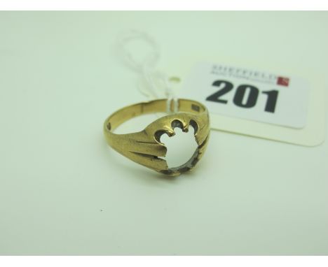 A 9ct Gold Ring Mount, (stone missing) (3.6grams). 