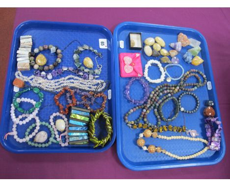 A Collection of Various Polished Hardstone Jewellery, bracelets, bead necklaces, pendants, etc, together with shell style pan