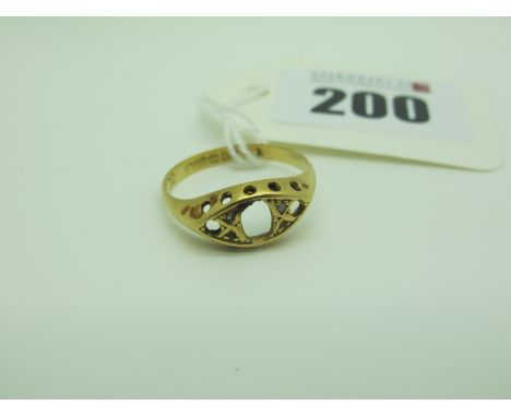 An 18ct Gold Ring Mount, (stones missing) (2.1grams). 