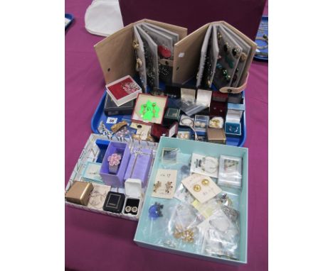 A Large Collection of Assorted Costume Earrings, including vintage and later diamanté, etc, some in folding cases :- One Tray