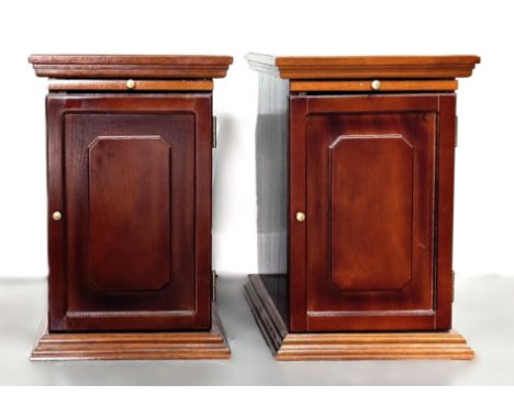 A pair of sofa end lamp tables with magazine slots, 52 x 53 x 34 cm.&nbsp;