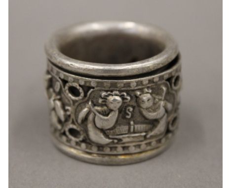 A Chinese silver archer's ring