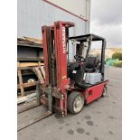 NISSAN LPG FORKLIFT, 5650 LB CAPACITY, MODEL CRGH02F30V, S/N CRGH02-907535, 3-STAGE MAST, SIDE