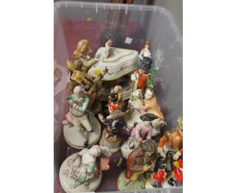 A QUANTITY OF CONTINENTAL STYLE CERAMIC FIGURES A/F