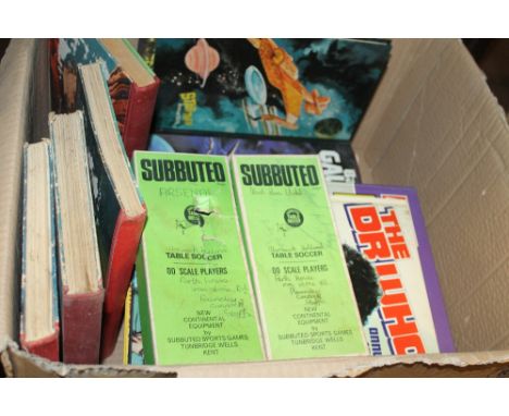 A BOX CHILDREN'S ANNUALS TOGETHER WITH TWO SUBBUTEO FOOTBALL TEAMS A/F  