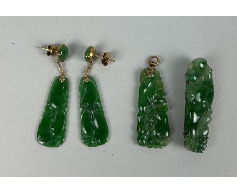 A PAIR OF CHINESE JADE EARRINGS ALONG WITH A MATCHING PENDANT AND BROOCH (4)Weight: 21.2gms