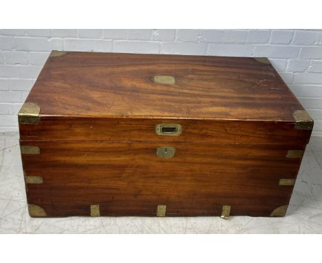 A 19TH CENTURY CAMPAIGN TRUNK, MAHOGANY AND BRASS BOUND103cm x 51cm x 49cm